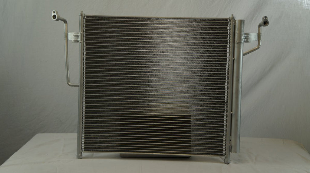 2010 INFINITI QX56 5.6 L CONDENSER REA31-3239P