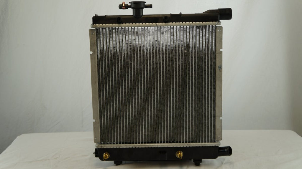 1990 DODGE GRAND CARAVAN 3.3 L RADIATOR REA41-1125A